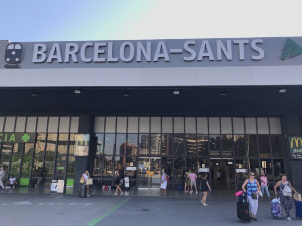 スペインのサンツ駅