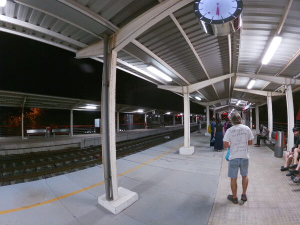 スペインの駅ホーム
