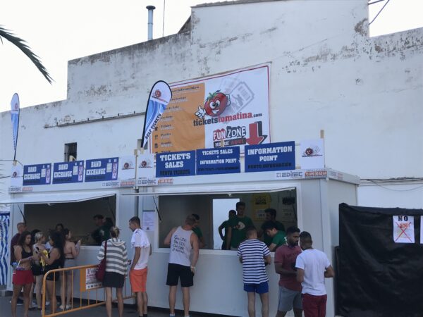 スペインのトマト投げ祭りチケット売り場
